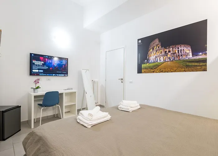 Capital Apartment *